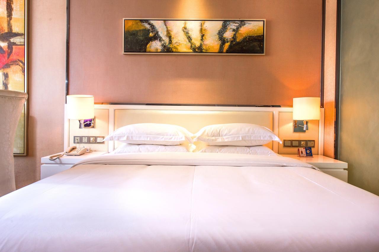 Rui Xin International Hotel Shenzhen Extérieur photo